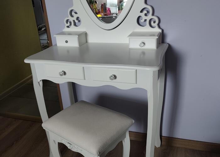 Grajewo ogłoszenia: Toaletka biala