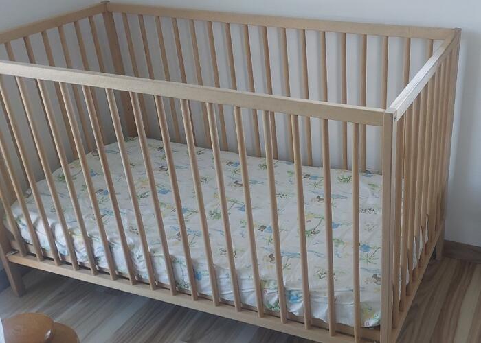 Grajewo ogłoszenia: Sprzedam łóżeczko dziecięce z materacem.